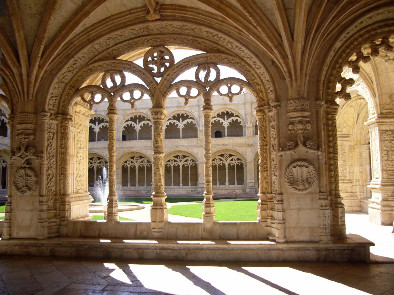 Mosteiro dos Jeronimos (Жеронимуш), фото