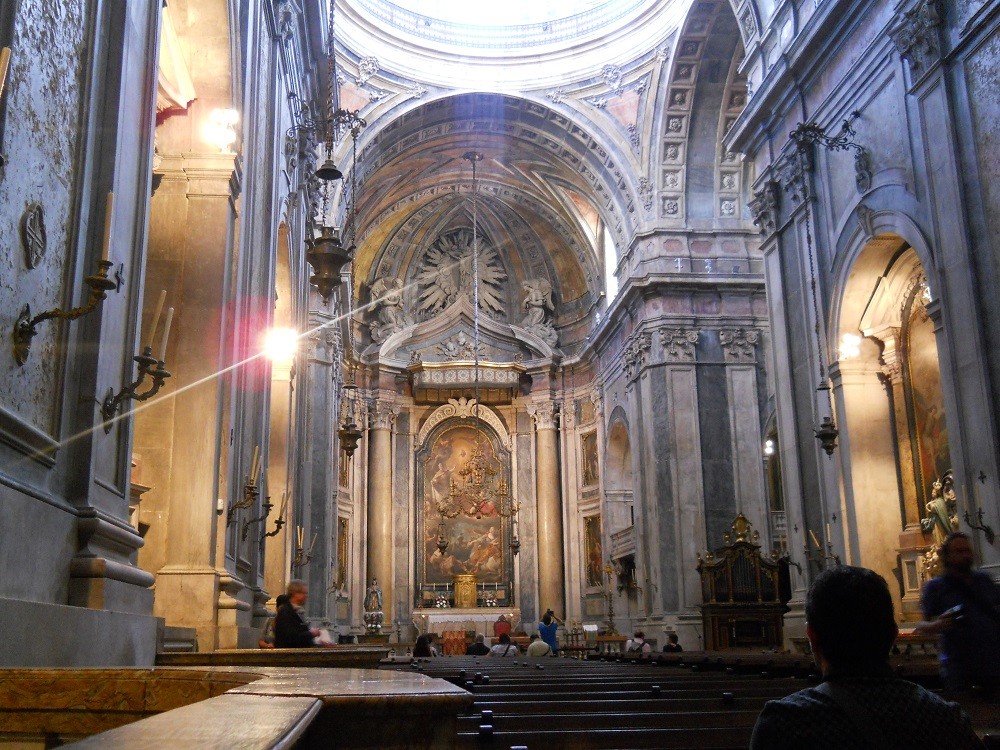 Basilica da Estrela (Базилика-да-Эштрела), фото