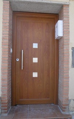 Цена металлических дверей